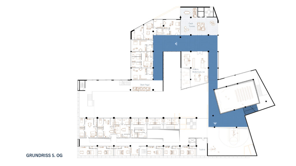 Architektonischer Grundriss der 5. Etage eines Gebäudes mit der Bezeichnung „GRUNDRISS 5. OG“, erstellt mit Archicad, der verschiedene Räume, Korridore und Abschnitte in einem geometrischen Layout mit blau hervorgehobenen Bereichen zeigt, die an eine Blaupause erinnern.